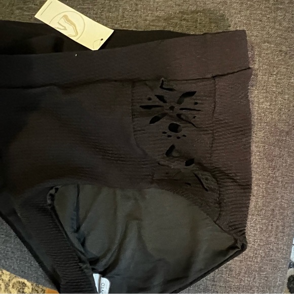 NWT geode tankini XL - Picture 3 of 4